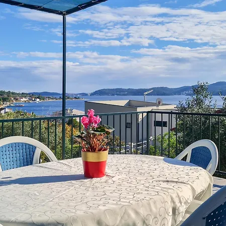 Ferienhaus Seaside Family Friendly House With A Swimming Pool Viganj, Peljesac - 10253 *