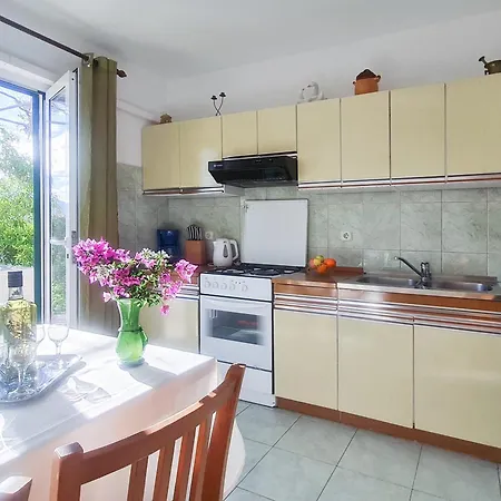 Seaside Family Friendly House With A Swimming Pool Viganj, Peljesac - 10253 Ferienhaus Viganj